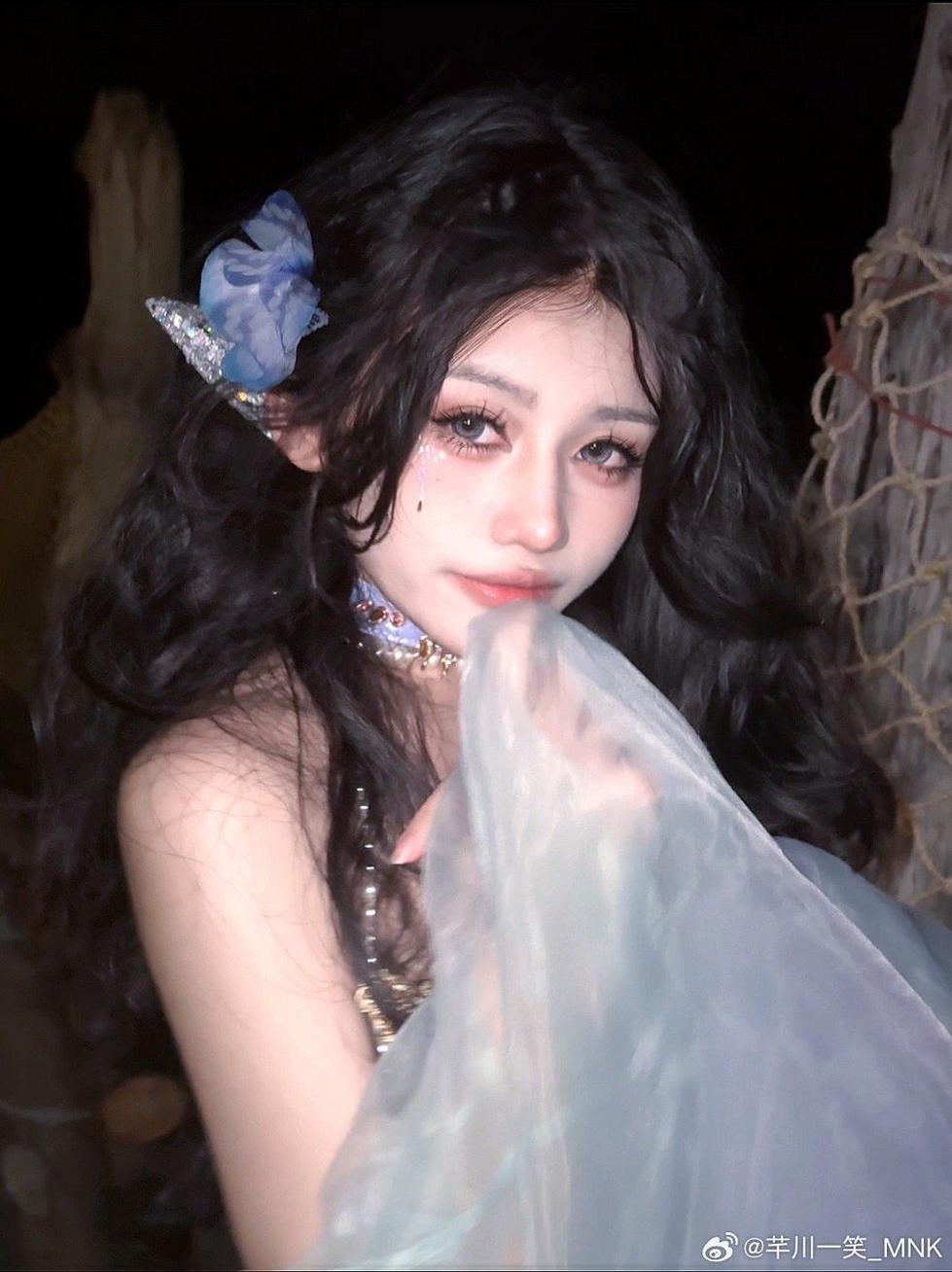 图片鉴赏：芊川一笑修女的精美cos图包